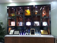 -茂菊口腔连锁(浦东南路店)