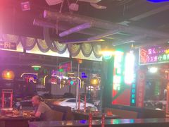 -路边边.炒菜烧烤.音乐餐厅(良乡长虹店)