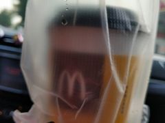 车贴红茶-麦当劳(健德桥得来速店)
