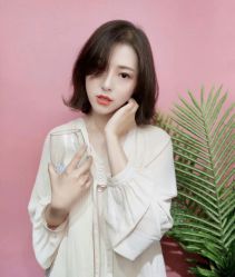 -FRIDAY星期五专业美发沙龙