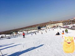 -济南卧虎山滑雪场
