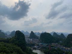 -叠彩山景区