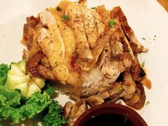 -Phensiri Thai Restaurant