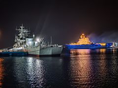 -泰达航母主题公园