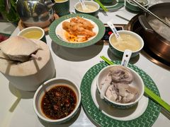 -润园四季椰子鸡火锅(卓越INTOWN店)