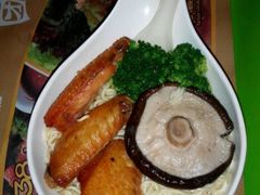 -百威KTV(恒福路店)
