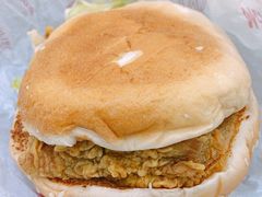 麦辣鸡腿堡-麦当劳(华融店)