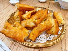 -弄堂咪道-饭香·面香·馄饨香(汇锦广场店)
