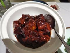 百叶结红烧肉-屋里厢上海菜馆