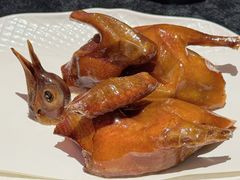 脆皮乳鸽-醉东Oriental House(静安嘉里中心店)
