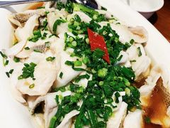 清蒸鲈鱼-胡大饭馆(青果路店)