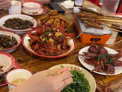 -冶建镜子·老南昌大排档·江西虾王(总店)