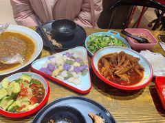 -老闵田螺馆·南昌特色小炒(梦时代店)