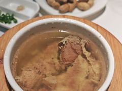 山泉水紫金土猪肉汤-秋色客家菜(南山店)