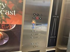 -悉尼塔旋转餐厅