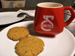 -HIGH FIVE哈福手工汉堡(桂林路店)