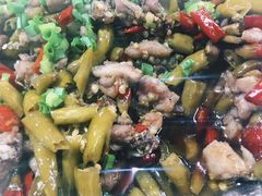 -廖哥泡椒兔(峨眉店)