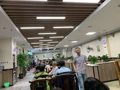 大堂-崇德楼水盆牛羊肉泡馍馆(文艺路店)