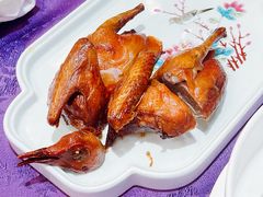 盐焗乳鸽-惠食佳·朱雀(东方商厦店)