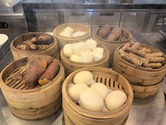 -圣丰索菲特·2 On 988 Café 自助餐厅
