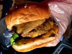 双片鹅肝汉堡-HIGH FIVE哈福手工汉堡(桂林路店)