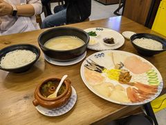 -桥香园云南过桥米线(红龙井店)