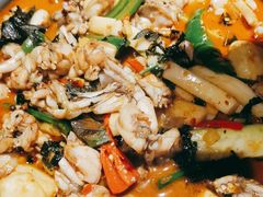 -龙巢盱眙龙虾·牛蛙·烧烤宵夜(八卦岭店)