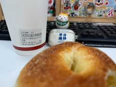 -UNI UNI(环亚凯瑟琳店)