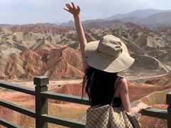 -冰沟丹霞旅游景区