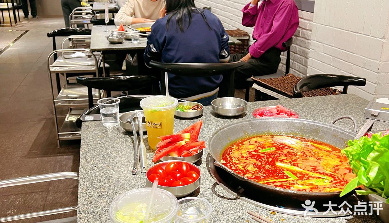 一起来探寻重庆老火锅里之贵州特色酸汤火锅🍲