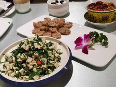 沙葱拌豆腐-宁夏国强手抓羊肉·清真菜(未央路凤三店)