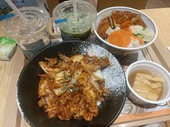 -吉野家(凯旋购物广场店)