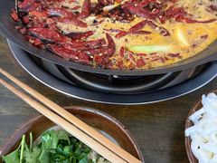 -黄潇洒老火锅(九眼桥宏济巷店)