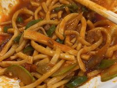 -德元兰州纯汤牛肉面(龙阳路店)