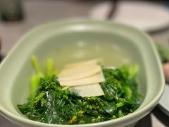 顶汤油菜花和鲜笋-半山腰·云南菜(侨福芳草地店)