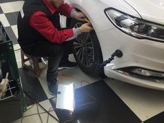 -鲨鱼皮汽车凹陷玻璃修复(静安店)