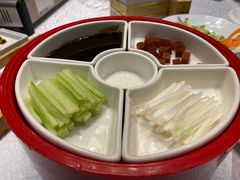 八珍烤鸭-海逸餐厅·象山海鲜