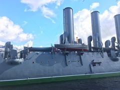 -阿芙乐尔号巡洋舰