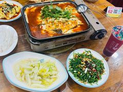 -邹胖哥好好吃餐馆(荔波美食街店)