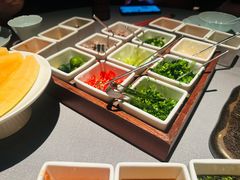 -左庭右院鲜牛肉火锅黑金店(陆家嘴中心店)