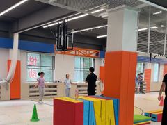 -悦动体能篮球羽毛球网球(三里河店)