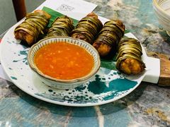 荷叶包鸡-浩海火燒雲傣家菜(芮欧百货店)