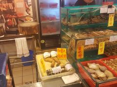 水产区-鲜入围煮花胶鸡海鲜火锅