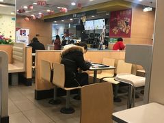 大堂-麦当劳(盐城世纪大道得来速店)