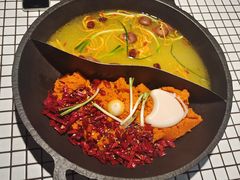 -董眼镜火锅(洪崖洞总店)