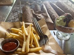 -J Create城市露营咖啡·简餐·宠物(上海动物园店)