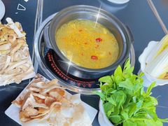 -野菌皇海景野生菌火锅(滨海大道店)