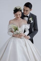 -雪中彩影婚纱摄影·微光艺术中心