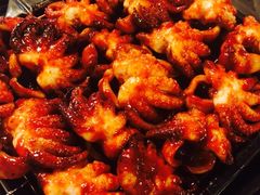 辣烤小章鱼-喜儿家铁网烤章鱼(弘大店)