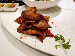 -荟廷·晶萃(陆家嘴尚悦湾店)